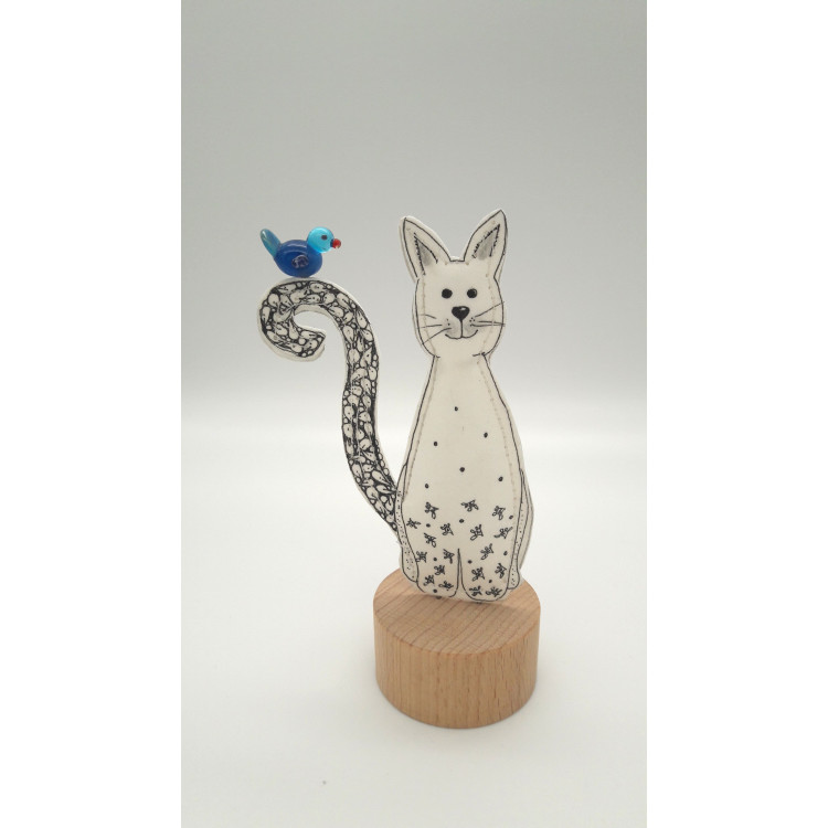 "Katze mit Glasvogel"
